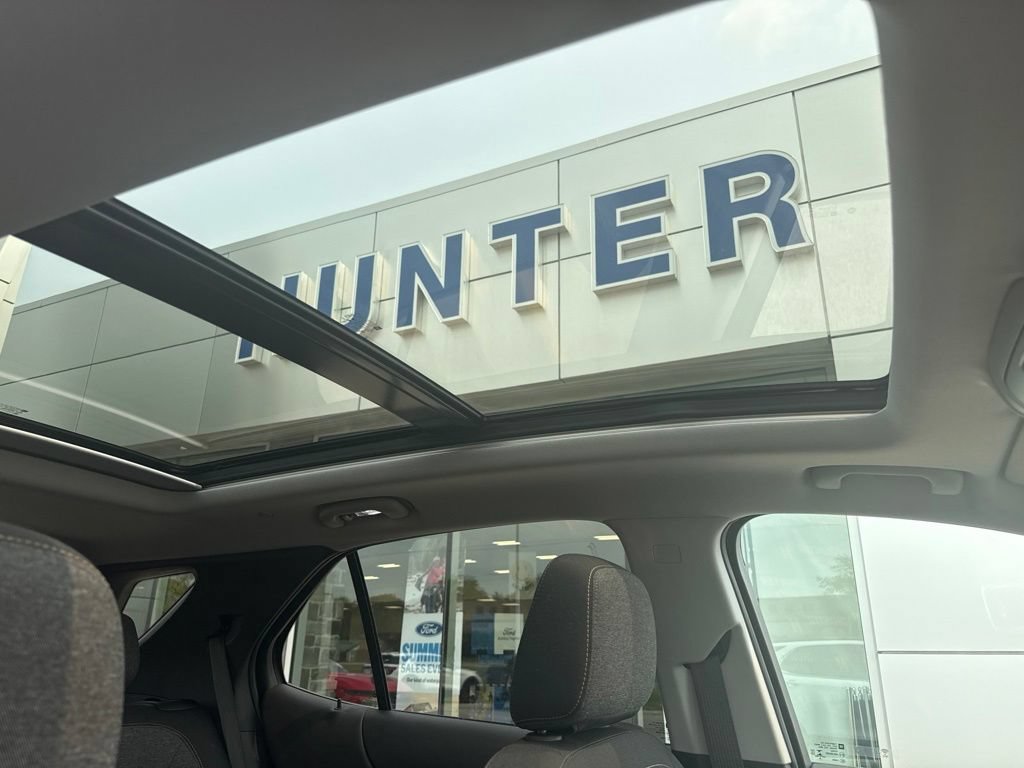 Used 2022 Chevrolet Equinox LT FWD image 27