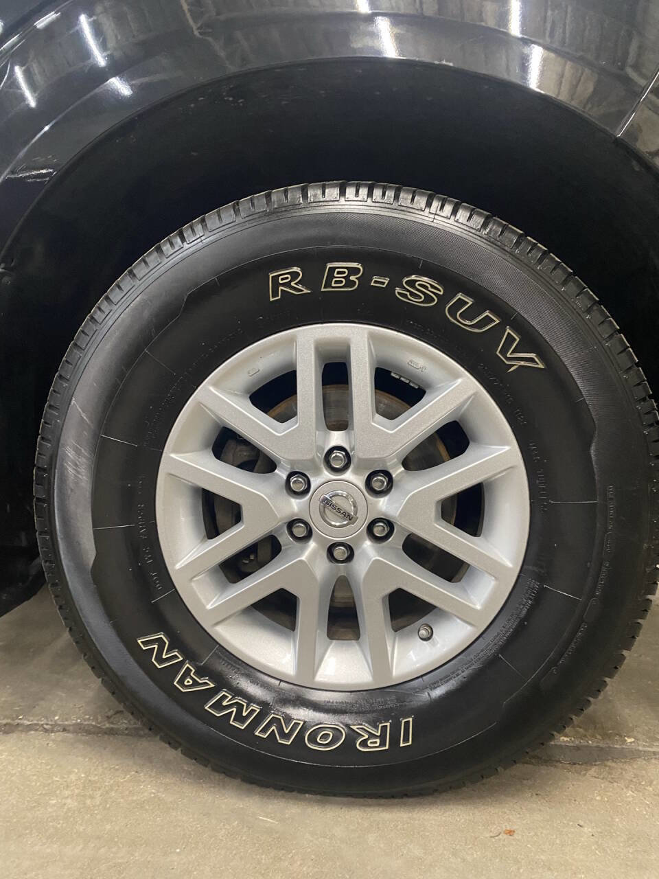 Used 2018 Nissan Frontier SV image 6