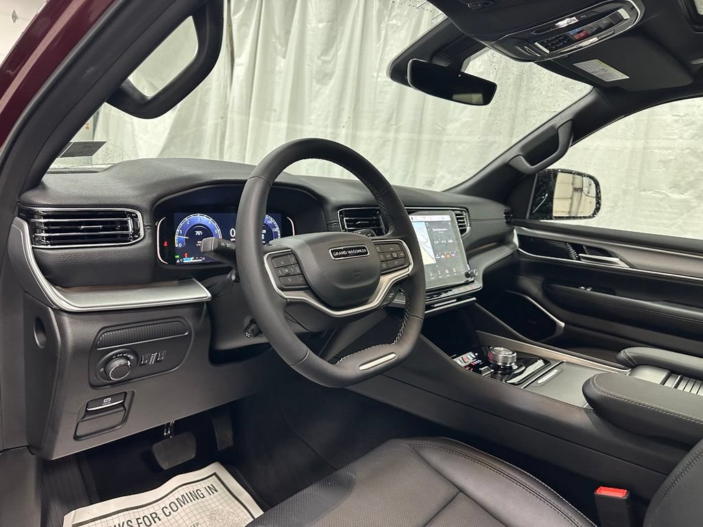 Used 2026 Jeep Grand Wagoneer Limited w/ Premium Group II AWD/4WD image 15