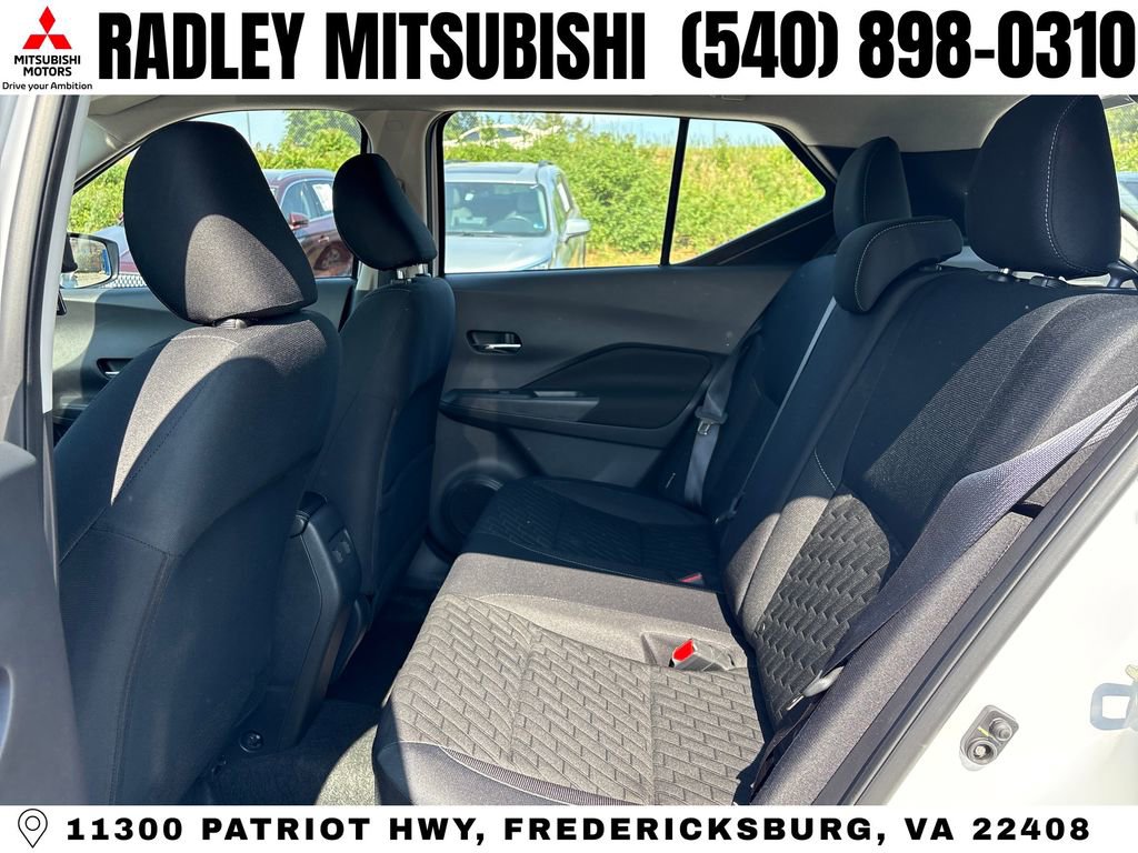 Used 2023 Nissan Kicks SV FWD image 12