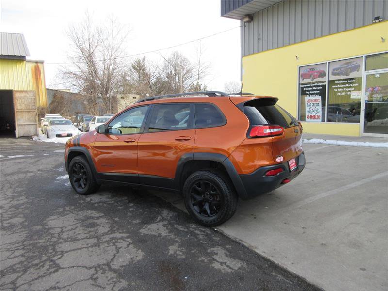 Used 2016 Jeep Cherokee Trailhawk w/ Comfort/Convenience Group image 3