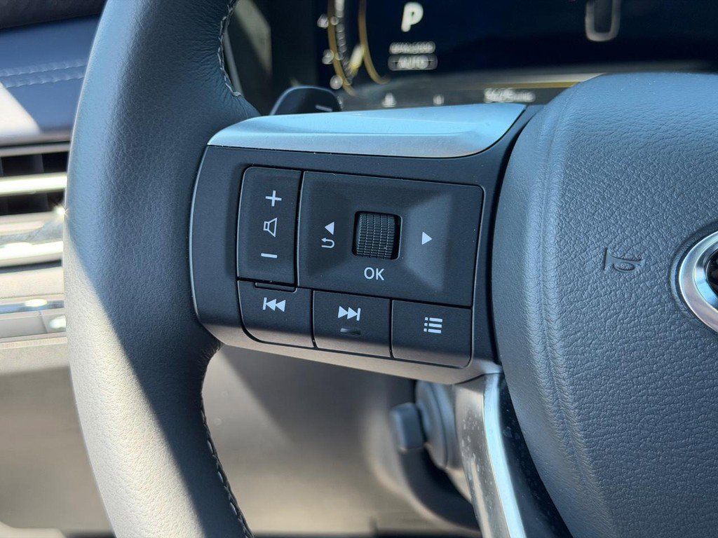 Used 2026 INFINITI QX60 Sport w/ Dark Cargo Package AWD/4WD image 20