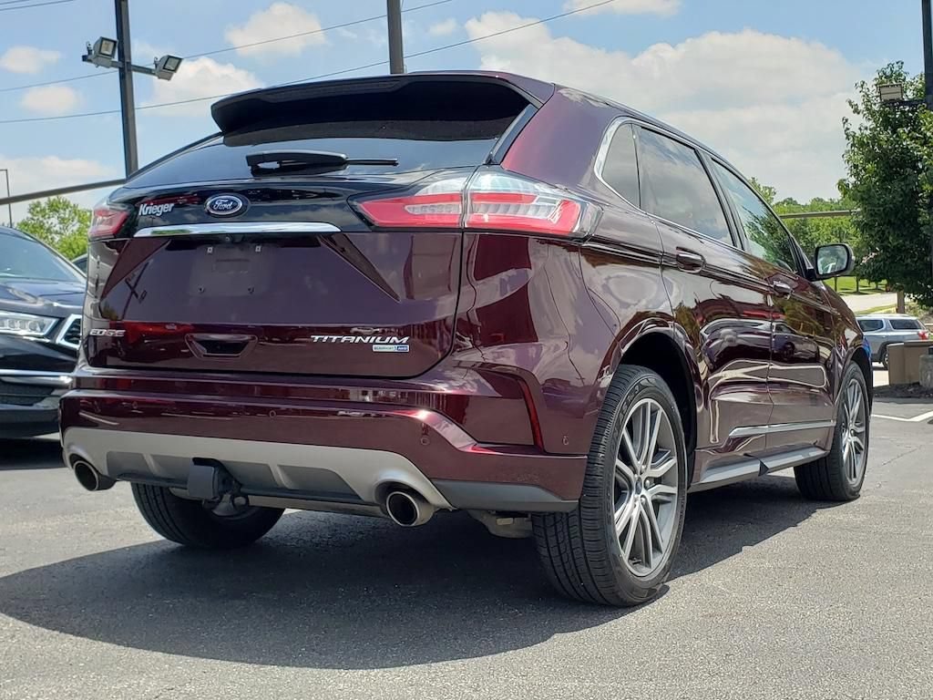 Used 2019 Ford Edge Titanium w/ Equipment Group 301A AWD/4WD image 11