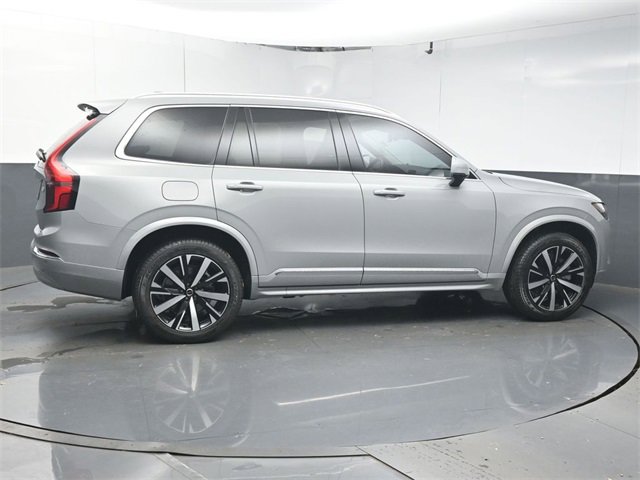 Used 2025 Volvo XC90 B5 Core w/ Protection Package image 8