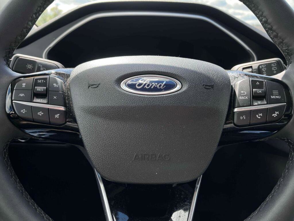 Certified 2022 Ford Escape SEL AWD/4WD image 21