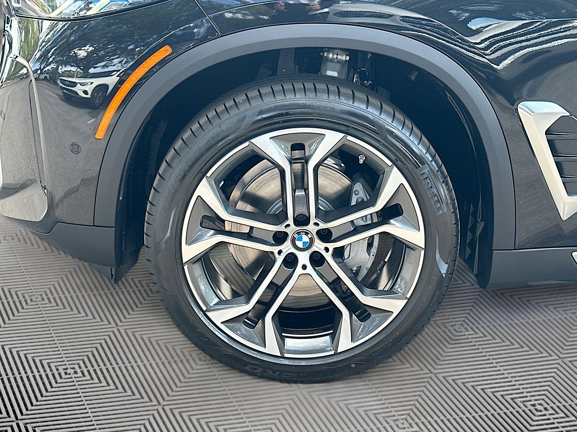 New 2026 BMW X5 sDrive40i image 27