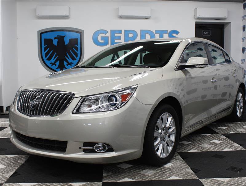 Used 2013 Buick LaCrosse Leather w/ Driver Confidence Package FWD image 1