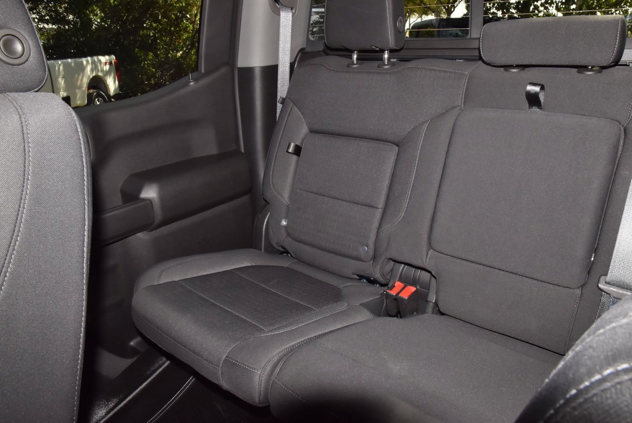 Used 2021 Chevrolet Silverado 1500 LT w/ Convenience Package II AWD/4WD image 19
