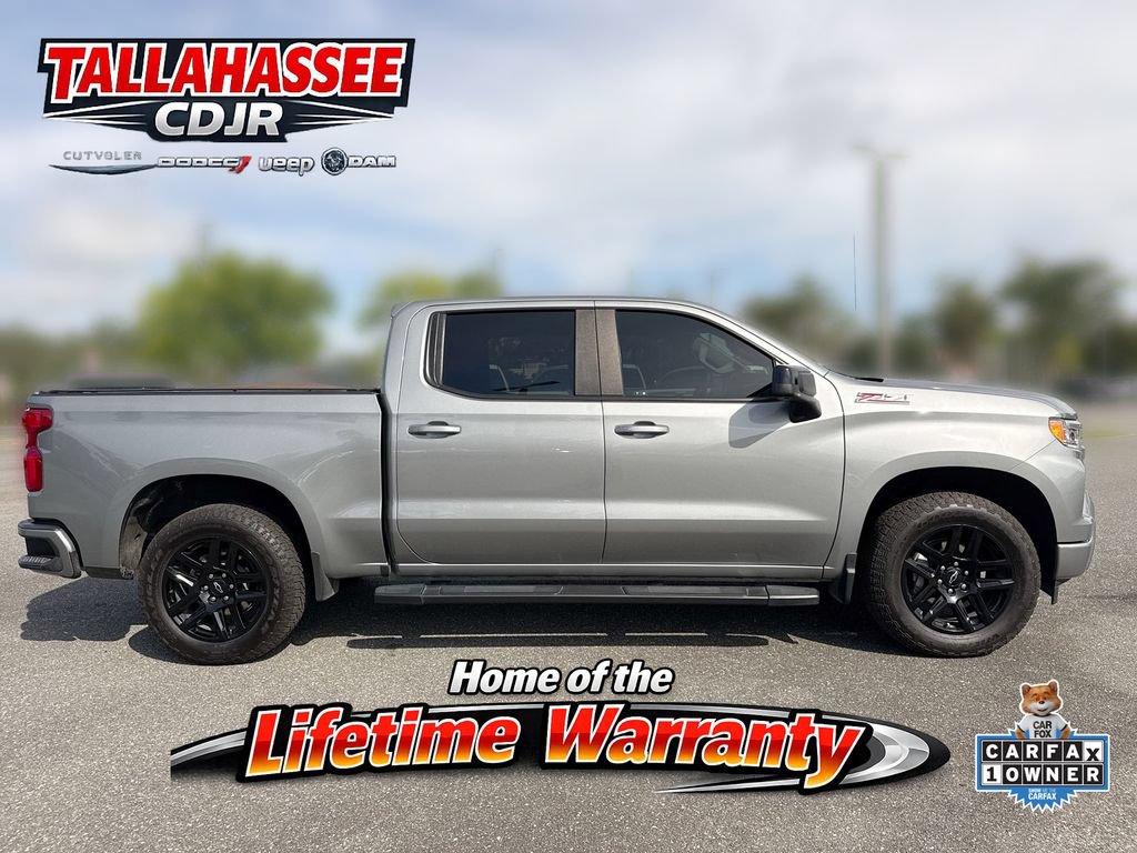 Used 2025 Chevrolet Silverado 1500 RST w/ Convenience Package II AWD/4WD image 2