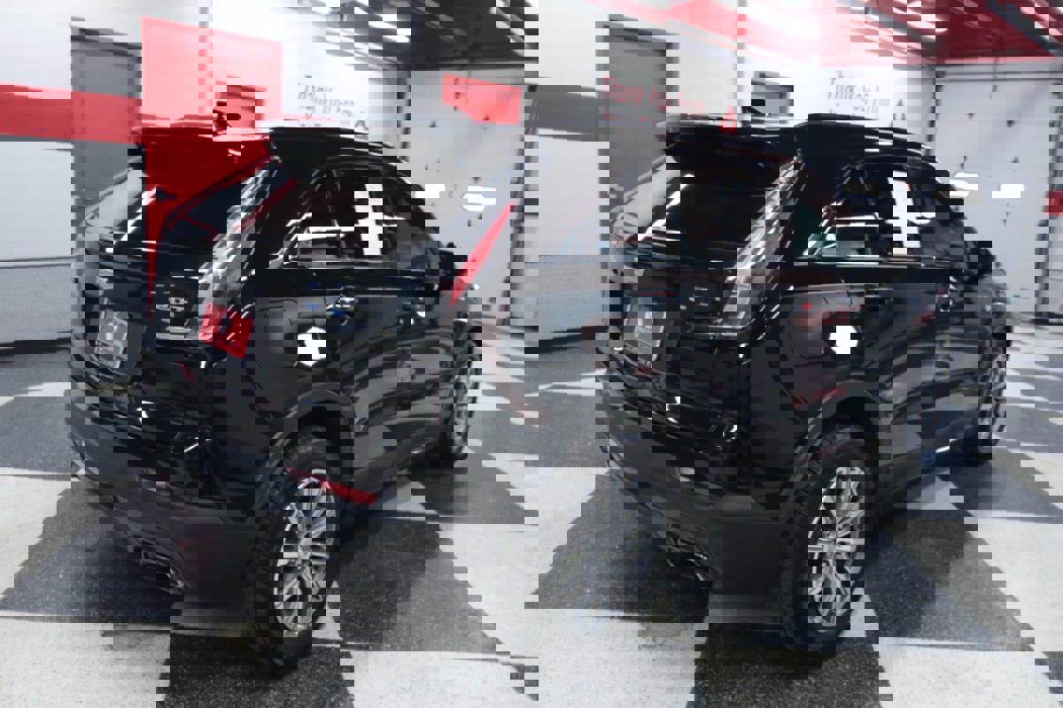 Used 2019 Cadillac XT4 Sport image 7