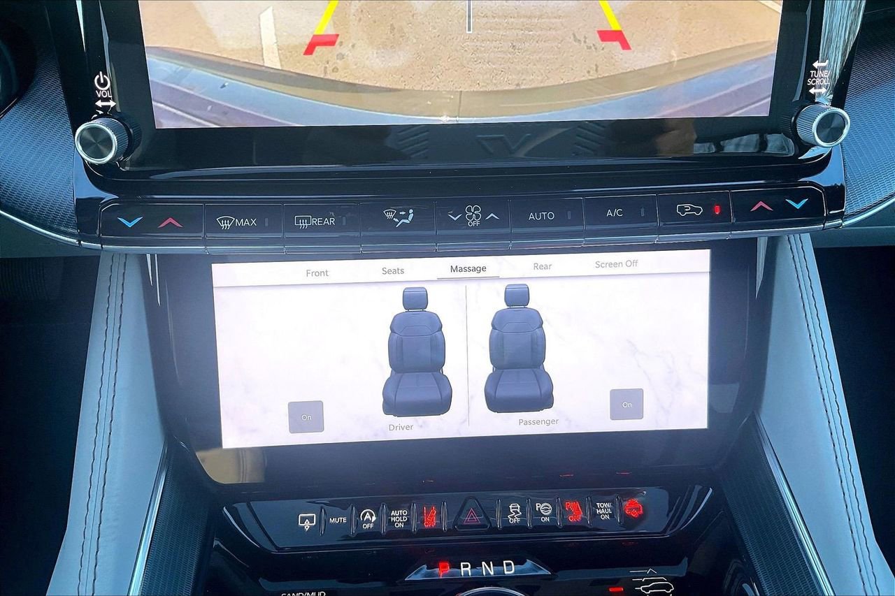 New 2026 Jeep Grand Wagoneer Summit w/ Premium Group III image 19