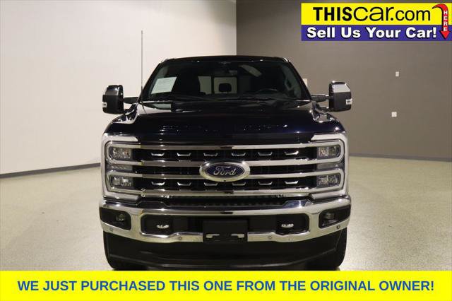 Used 2023 Ford F350 Lariat w/ Lariat Ultimate Package AWD/4WD image 3