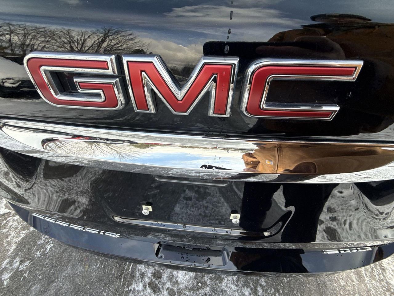 Used 2023 GMC Terrain Denali w/ Denali Premium Package image 37