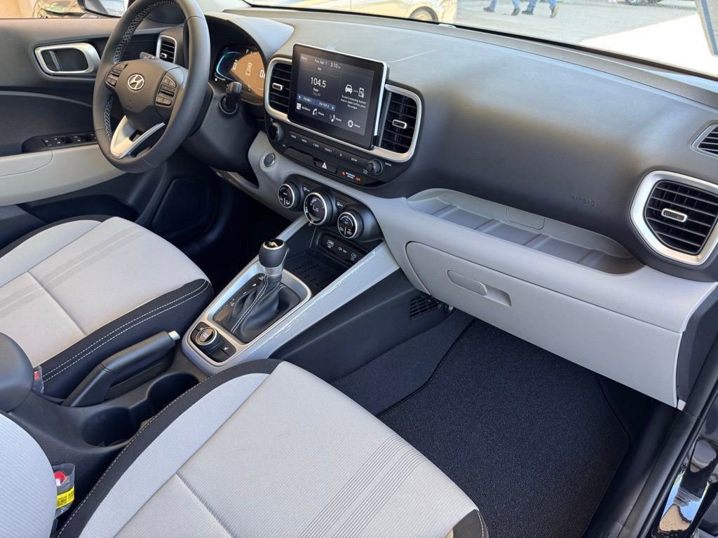 New 2026 Hyundai Venue SEL image 16