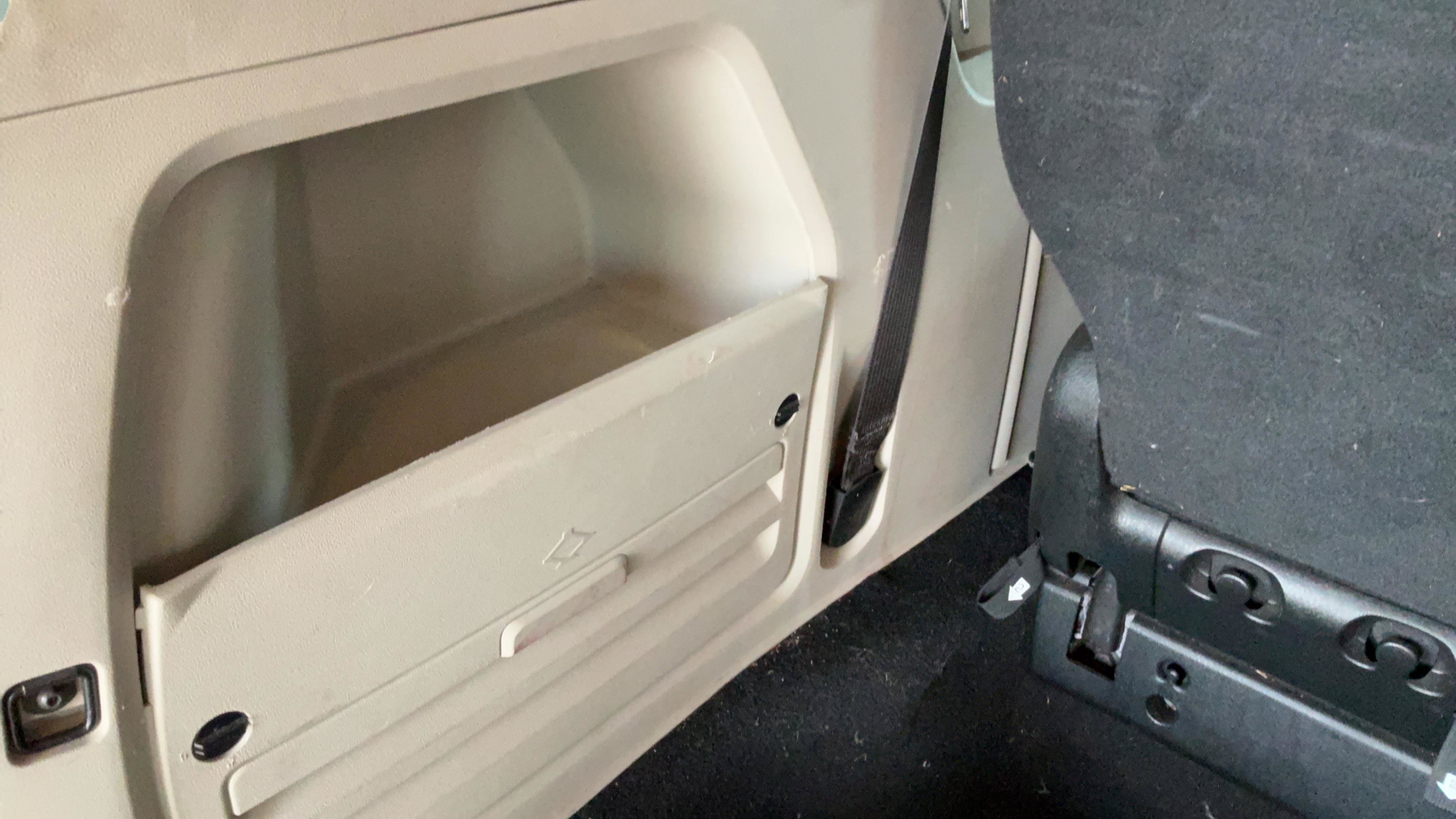 Used 2019 Dodge Grand Caravan SXT FWD image 22