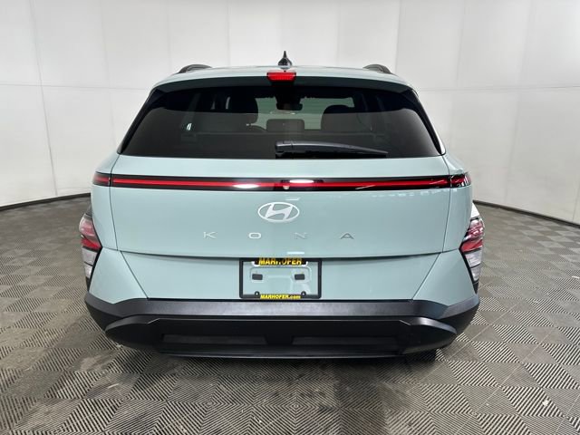 Used 2025 Hyundai Kona SEL image 4