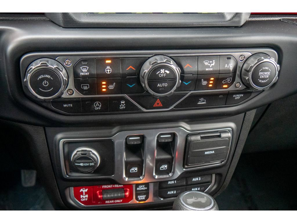 Used 2023 Jeep Wrangler Rubicon w/ LED Lighting Group image 18