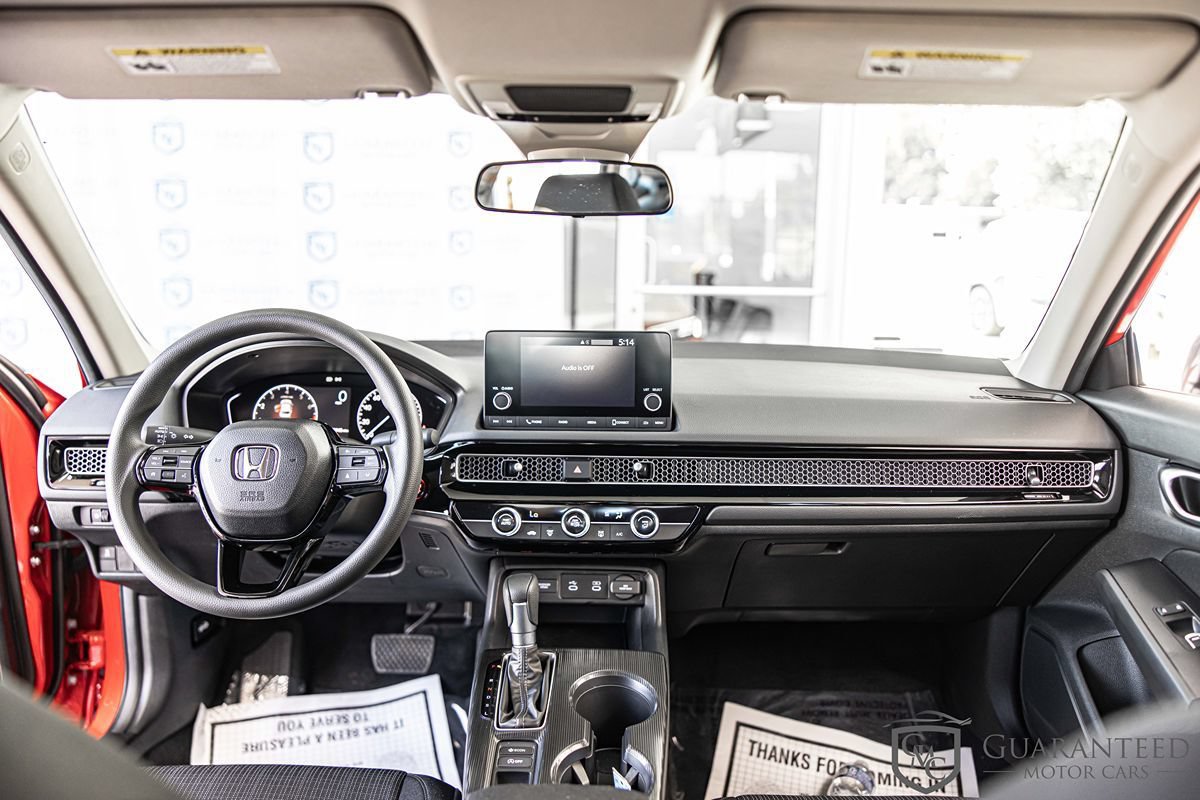 Used 2025 Honda Civic LX image 32