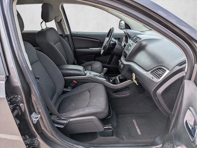 Used 2017 Dodge Journey SE w/ Flexible Seating Group FWD image 22