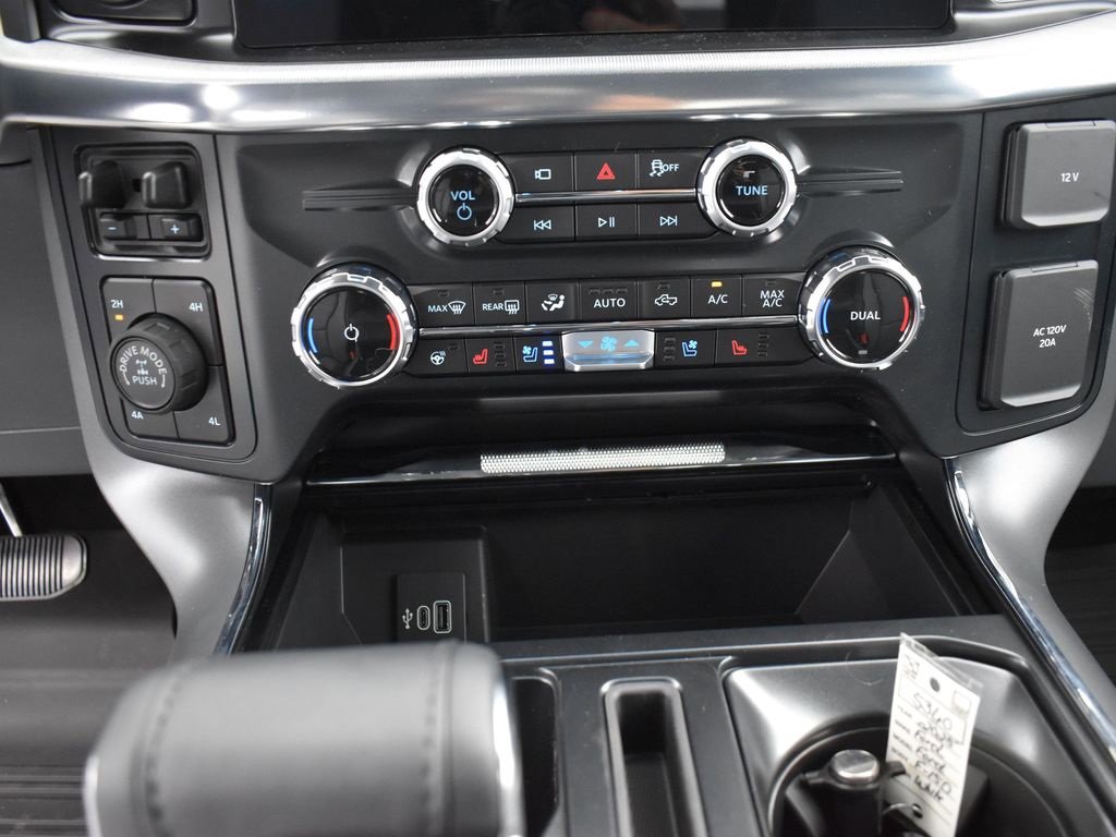 New 2025 Ford F150 Lariat w/ Equipment Group 501A Mid image 14