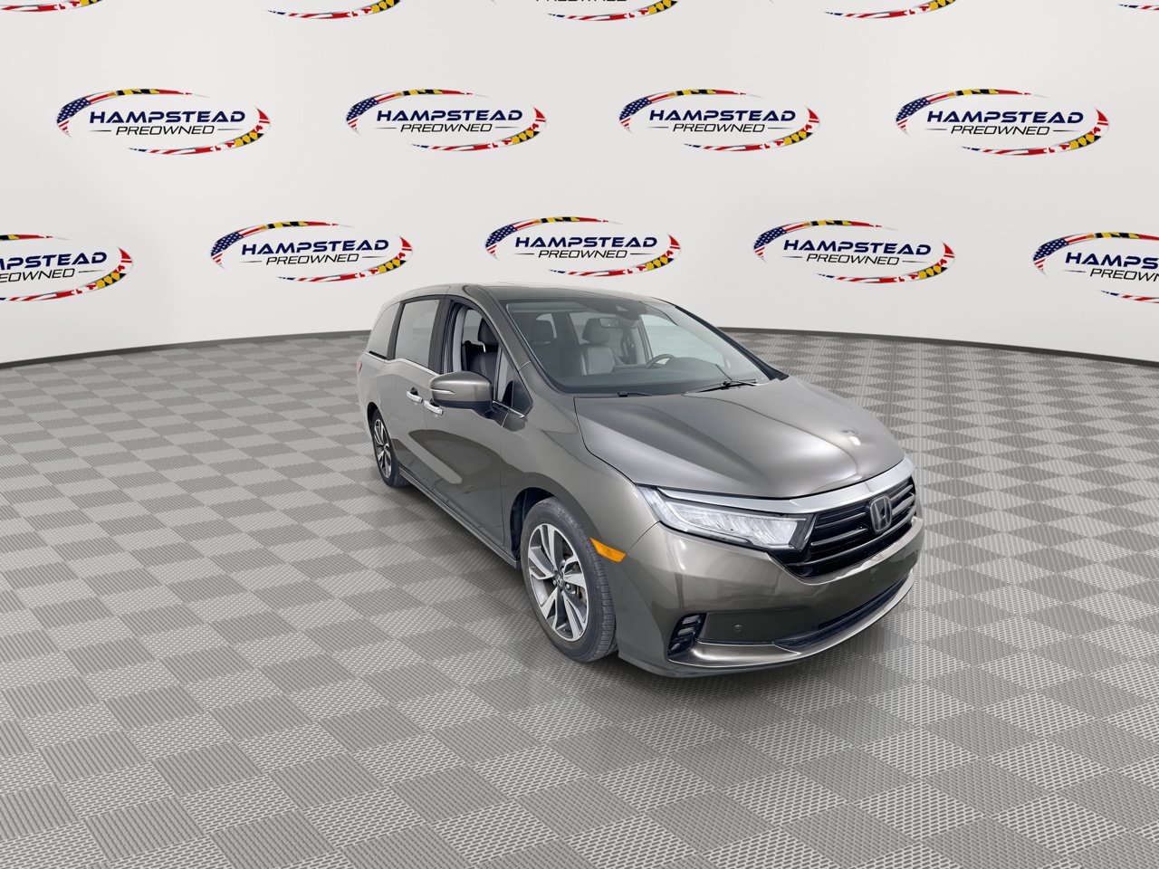 Used 2023 Honda Odyssey Touring image 2