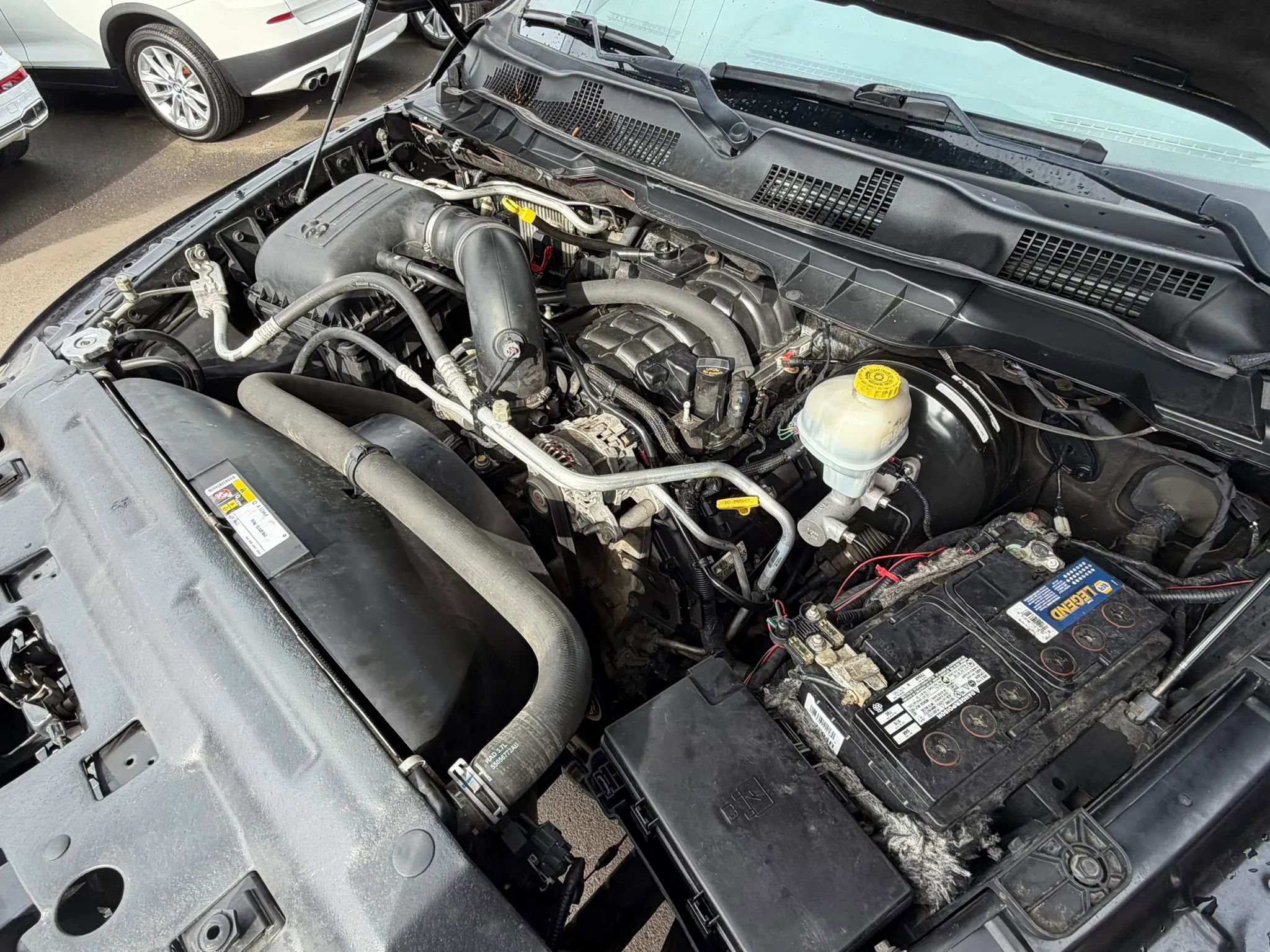 Used 2016 RAM 1500 ST w/ SXT Appearance Group image 8