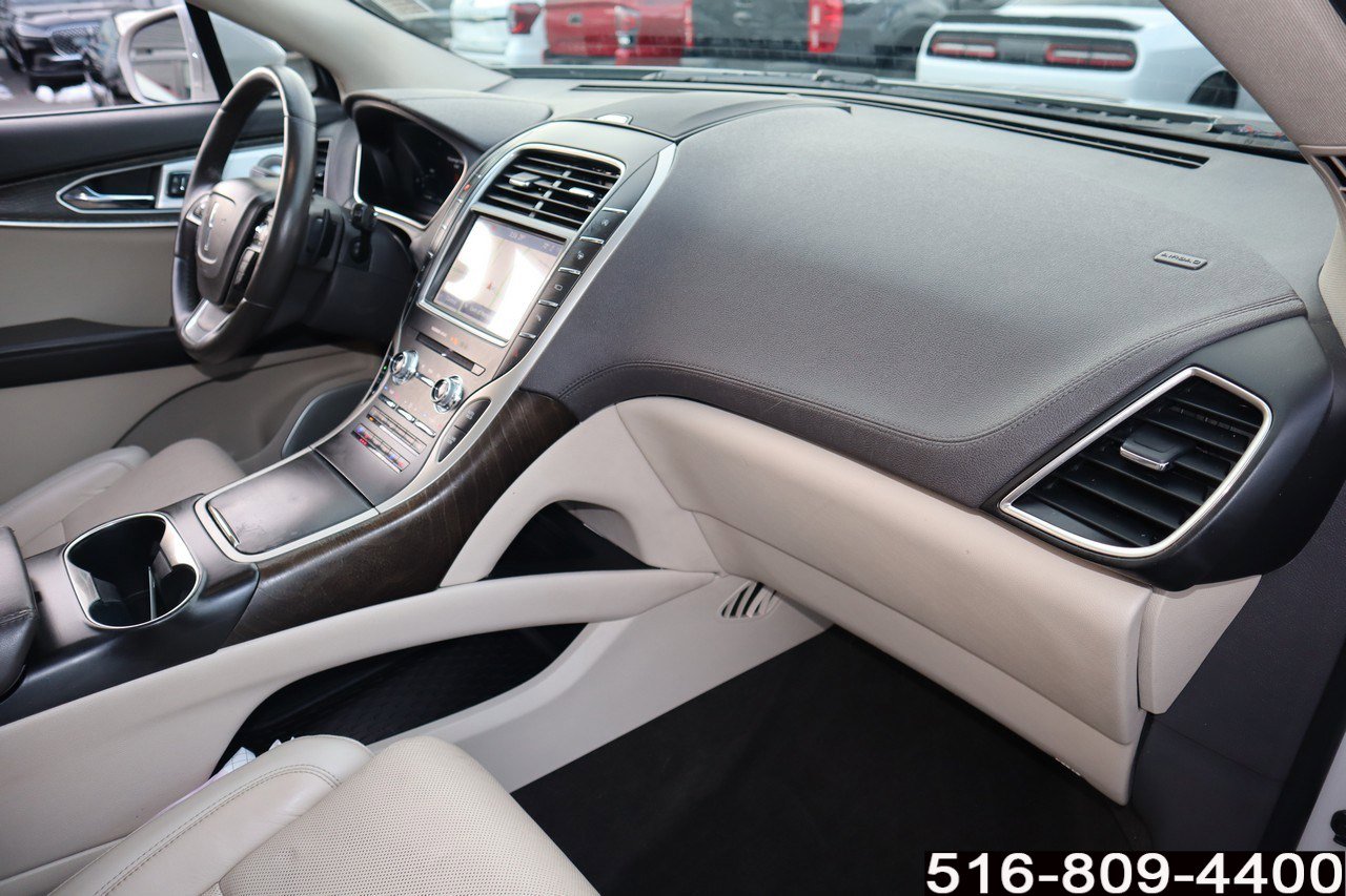 Used 2020 Lincoln Nautilus Reserve w/ Equipment Group 202A image 26