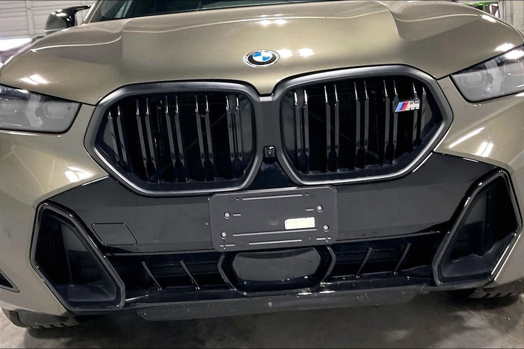 Used 2025 BMW X6 M60i AWD/4WD image 34