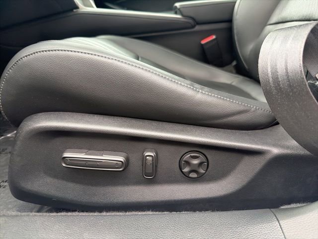Used 2022 Honda Accord Touring image 16