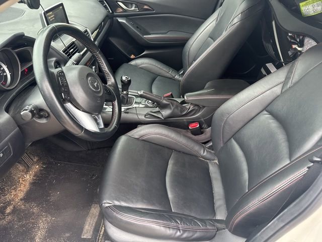 Used 2016 MAZDA MAZDA3 i Grand Touring image 13