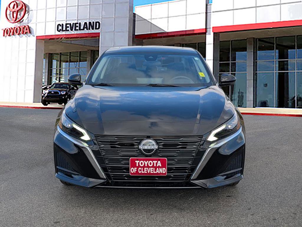 Used 2025 Nissan Altima 2.5 SL video 3