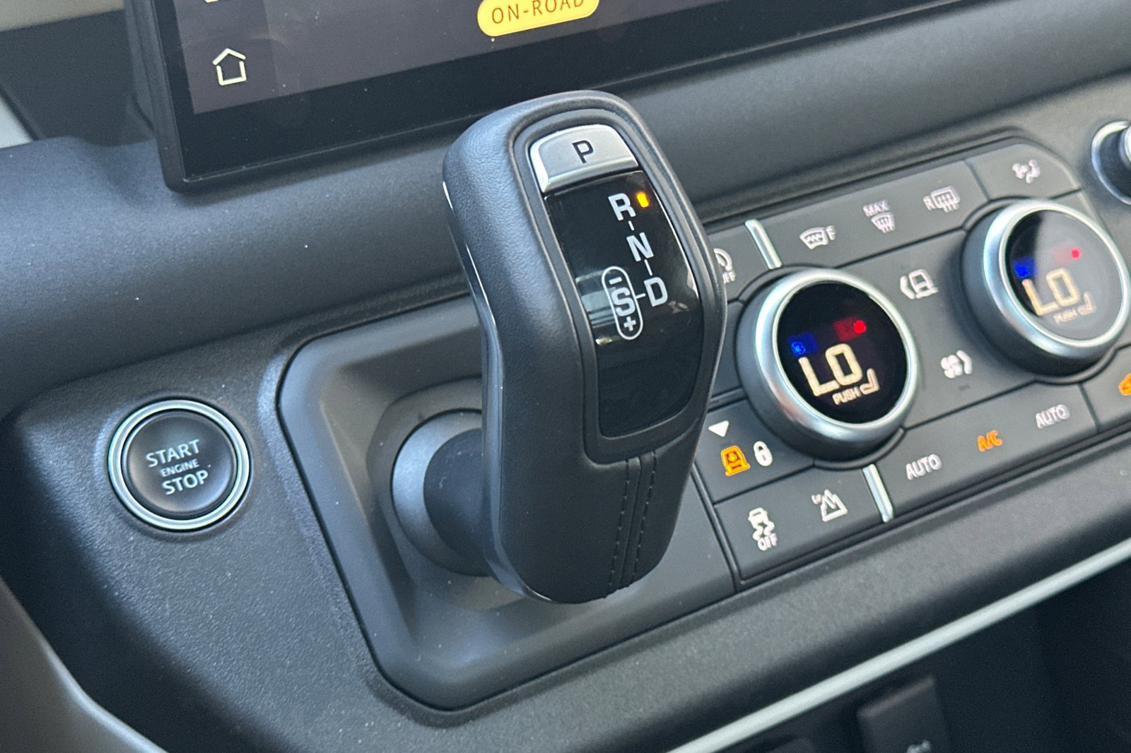 Used 2022 Land Rover Defender 110 Trophy Edition image 26