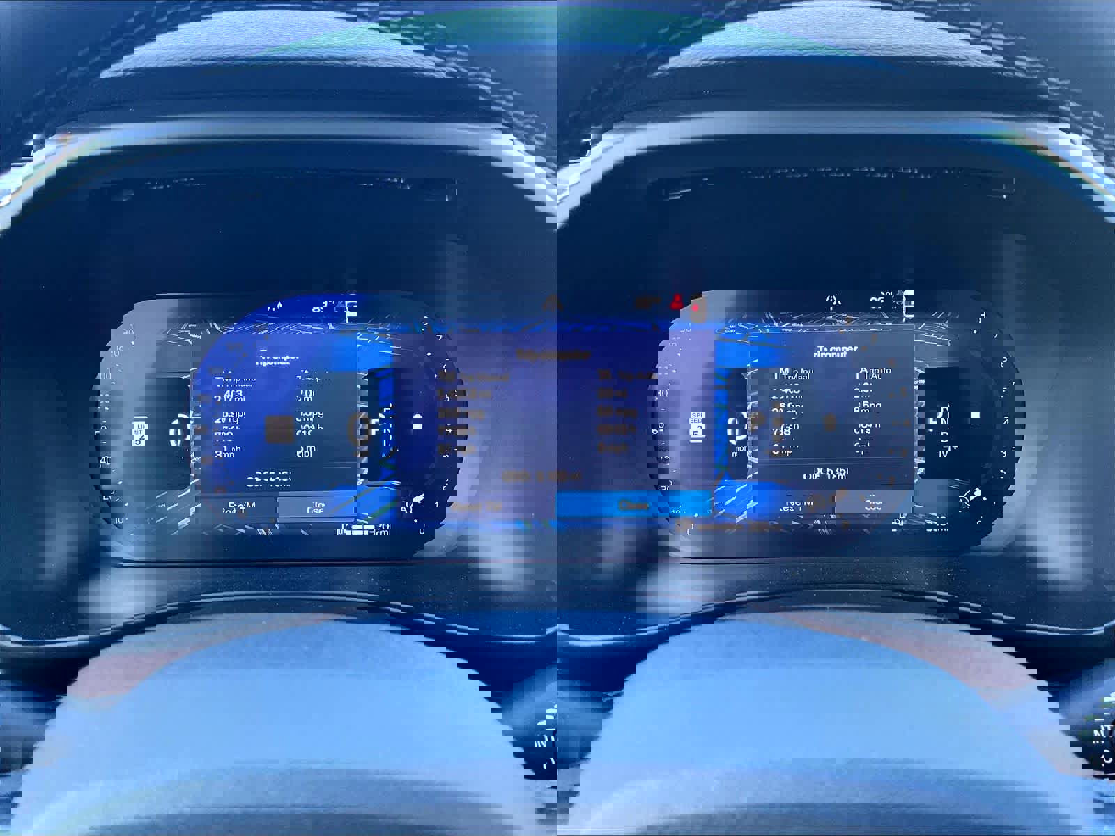 Used 2026 Volvo XC40 B5 Plus w/ Protection Package Premier image 23