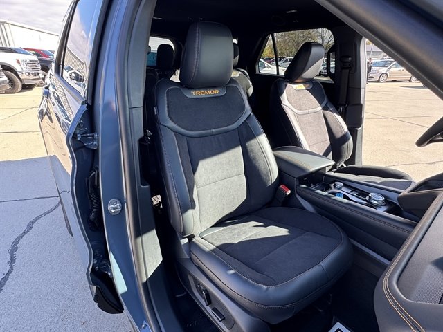 New 2026 Ford Explorer Tremor image 28