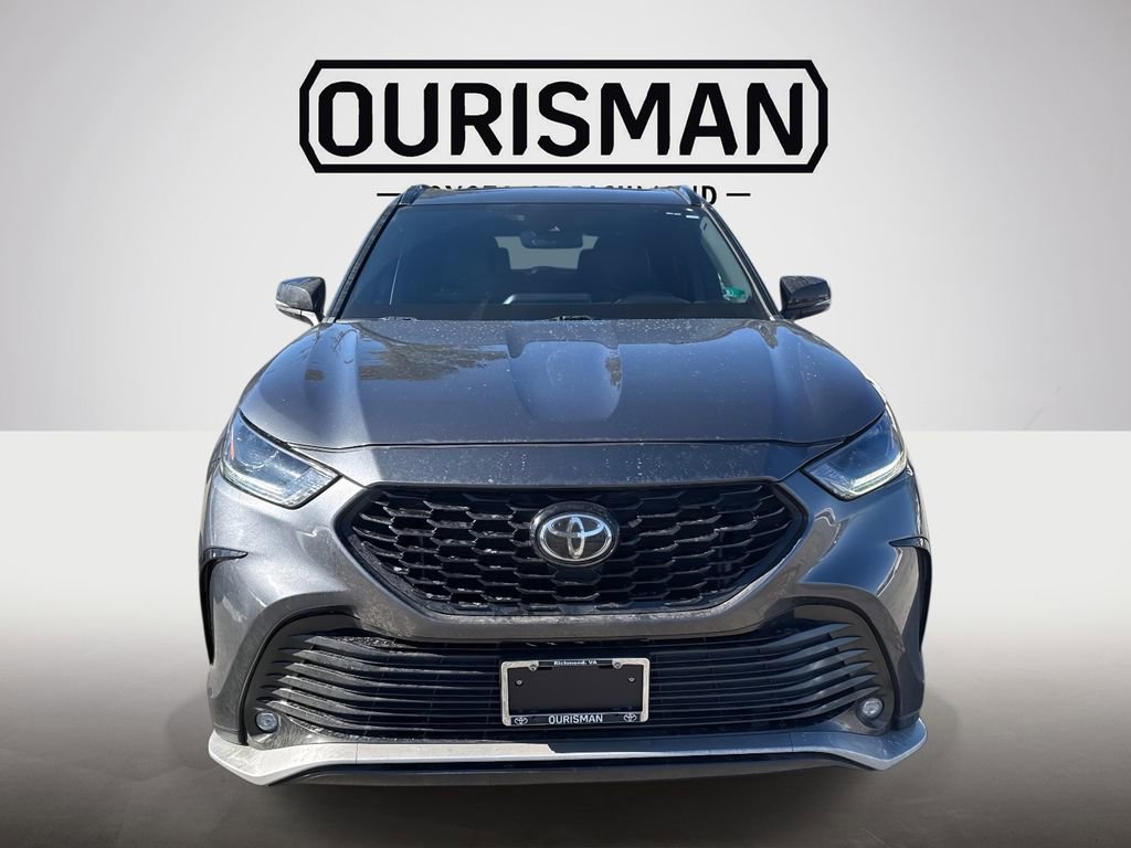 Certified 2021 Toyota Highlander XSE image 2