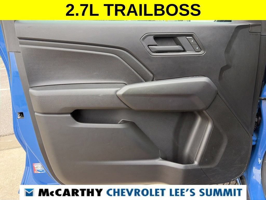 Used 2025 Chevrolet Colorado Trail Boss AWD/4WD image 48
