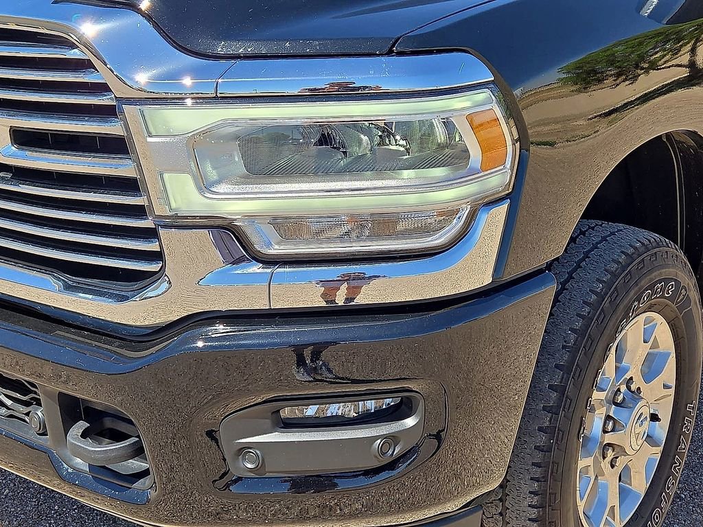 Used 2024 RAM 2500 Laramie w/ Safety Group AWD/4WD image 9