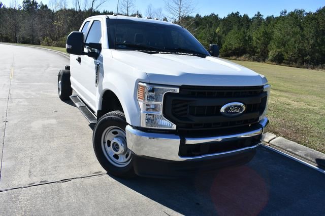 Used 2022 Ford F350 XL w/ Power Equipment Group image 2