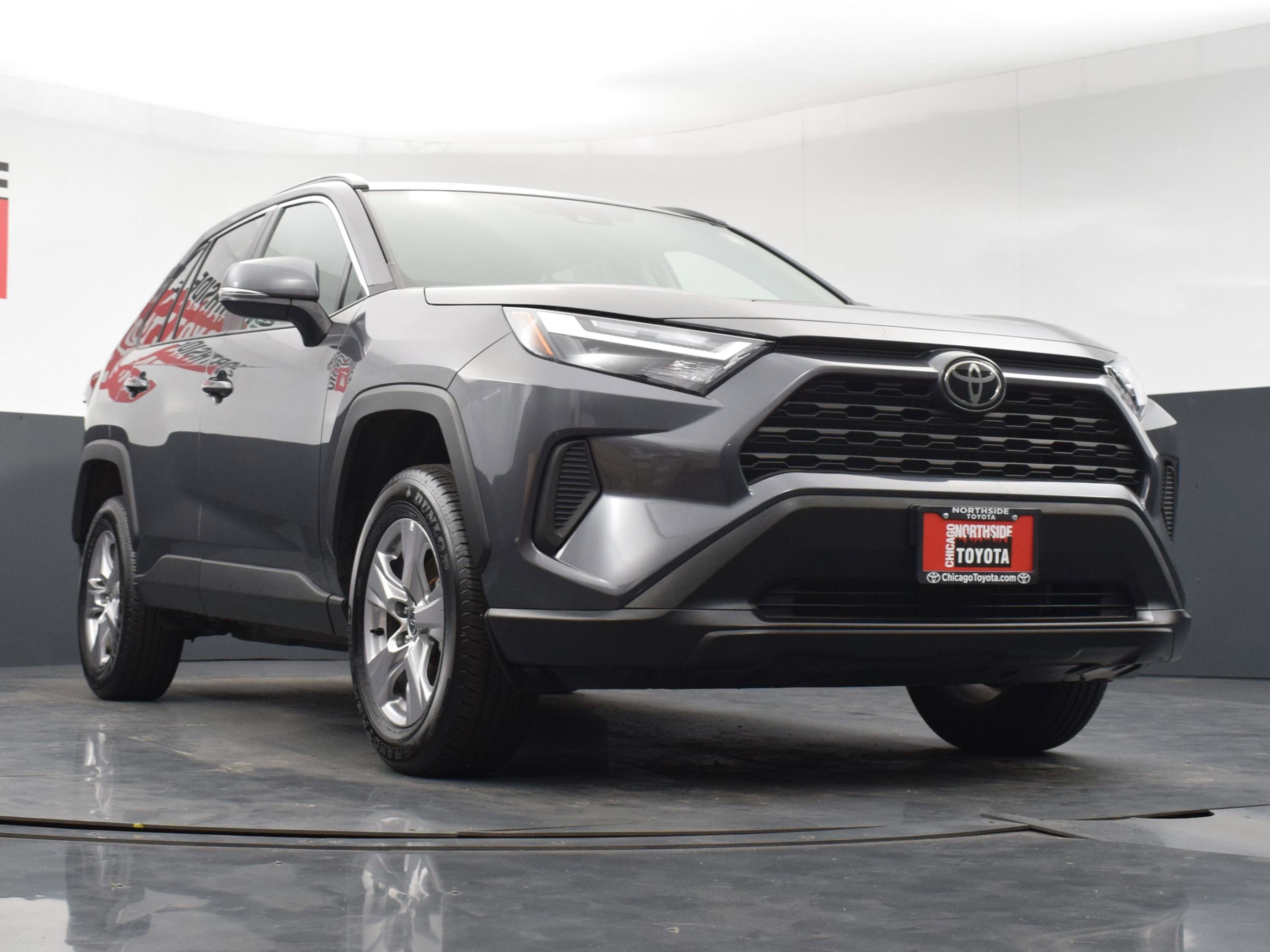Used 2025 Toyota RAV4 XLE AWD/4WD image 28