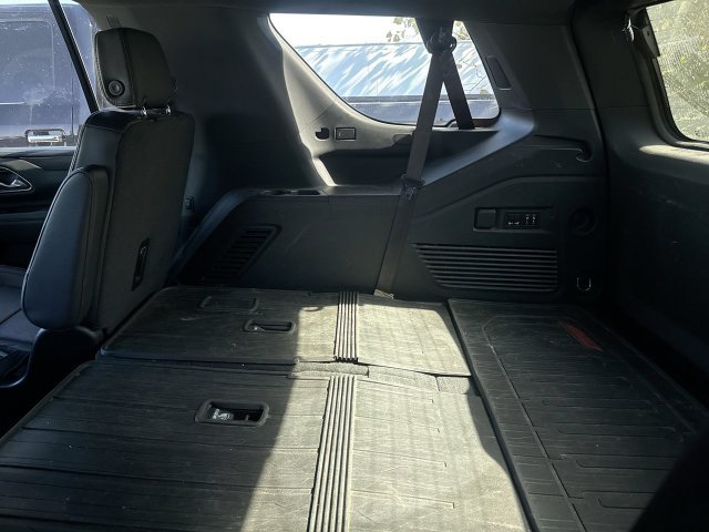 Used 2022 GMC Yukon SLT w/ SLT Premium Package AWD/4WD image 10