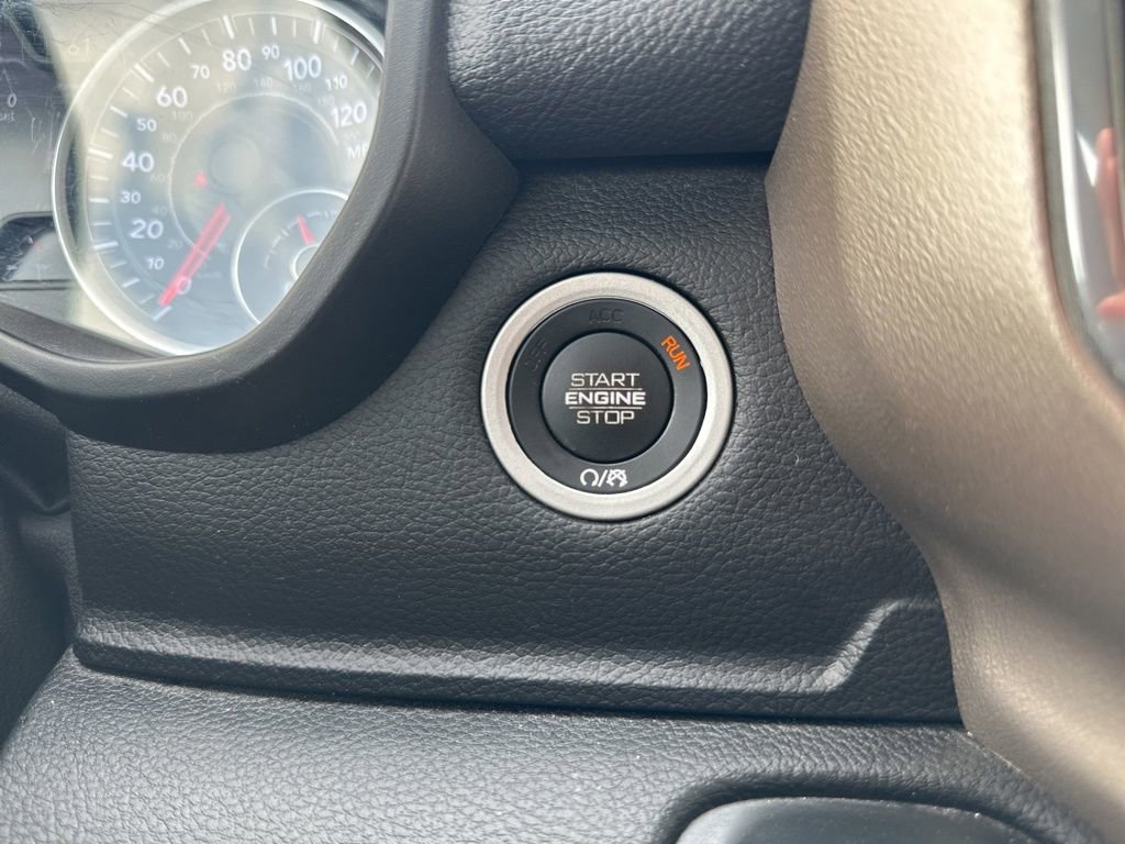 Used 2019 RAM 1500 Laramie AWD/4WD image 23