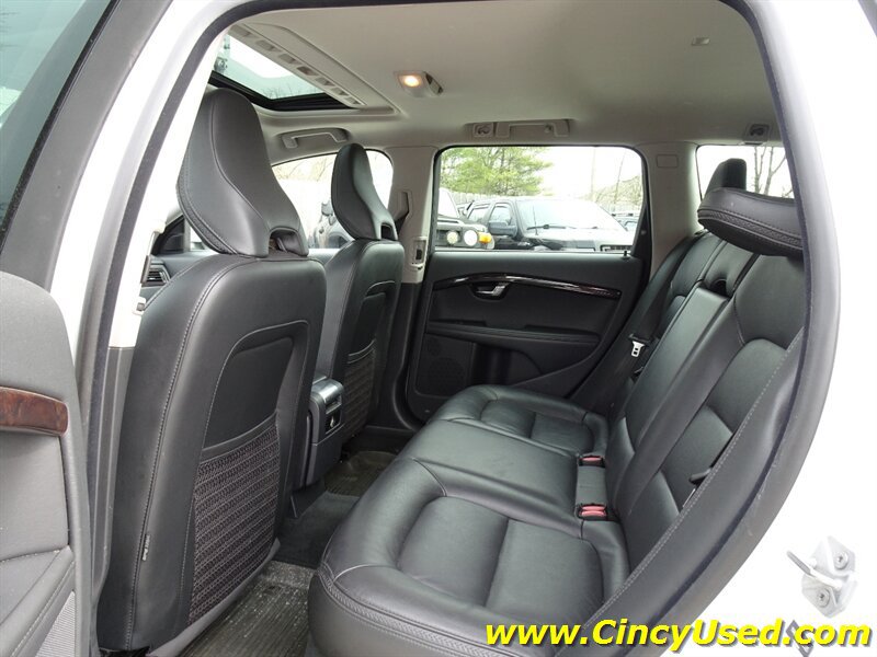 Used 2016 Volvo XC70 T5 Premier AWD/4WD image 13