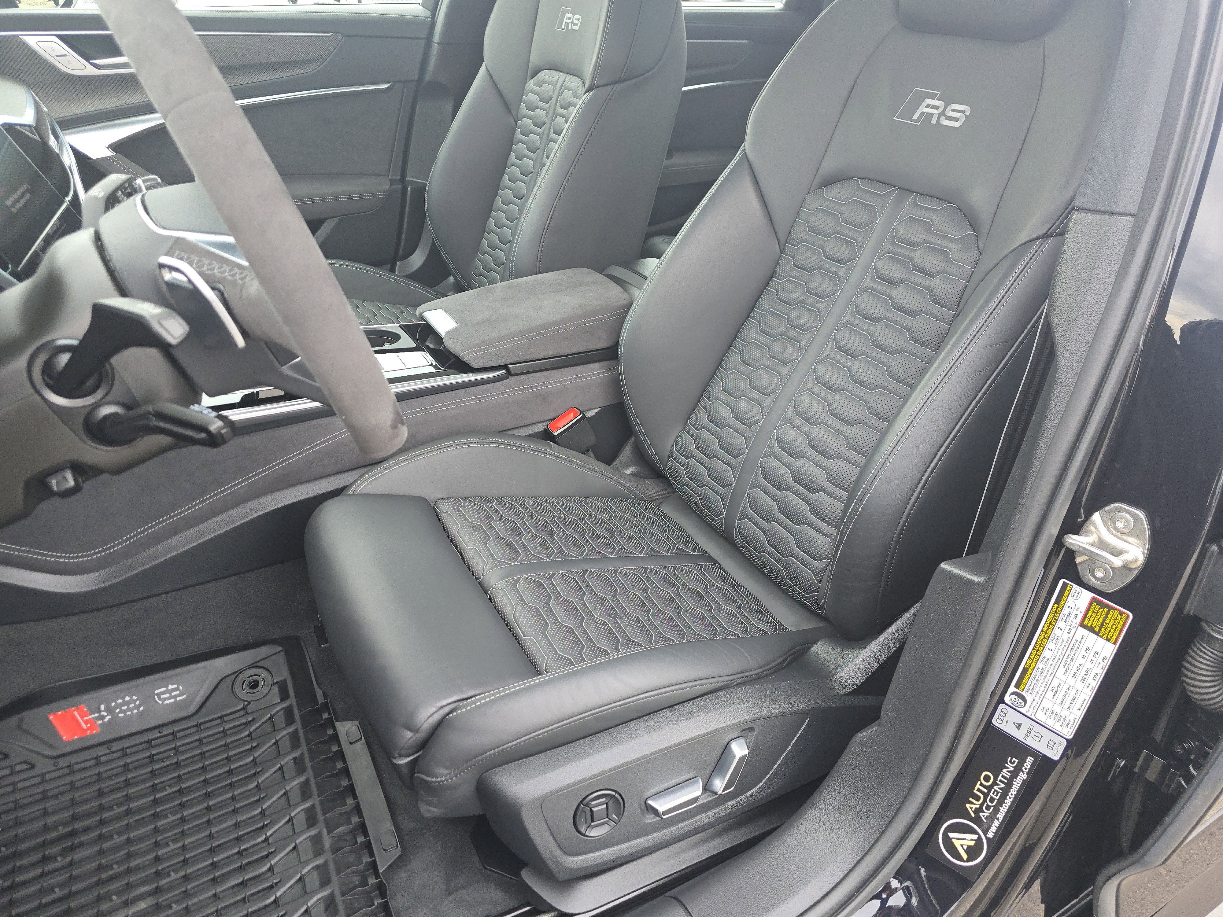 Used 2024 Audi RS 6 performance AWD/4WD image 22