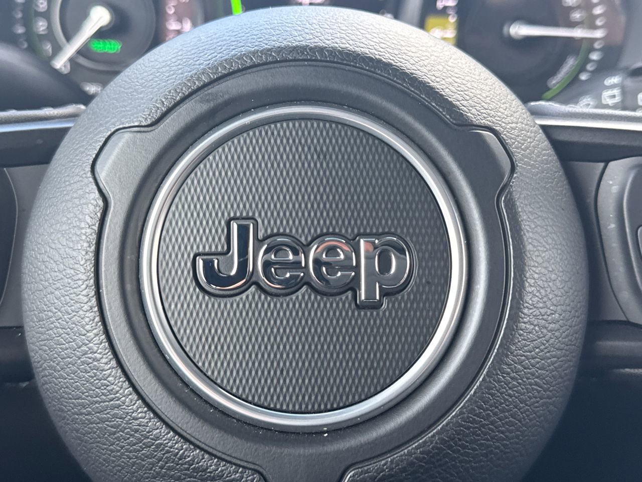 Used 2025 Jeep Wrangler Willys 4xe image 24