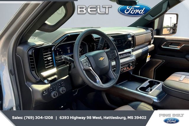 Used 2025 Chevrolet Silverado 2500 High Country w/ High Country Premium Package image 12