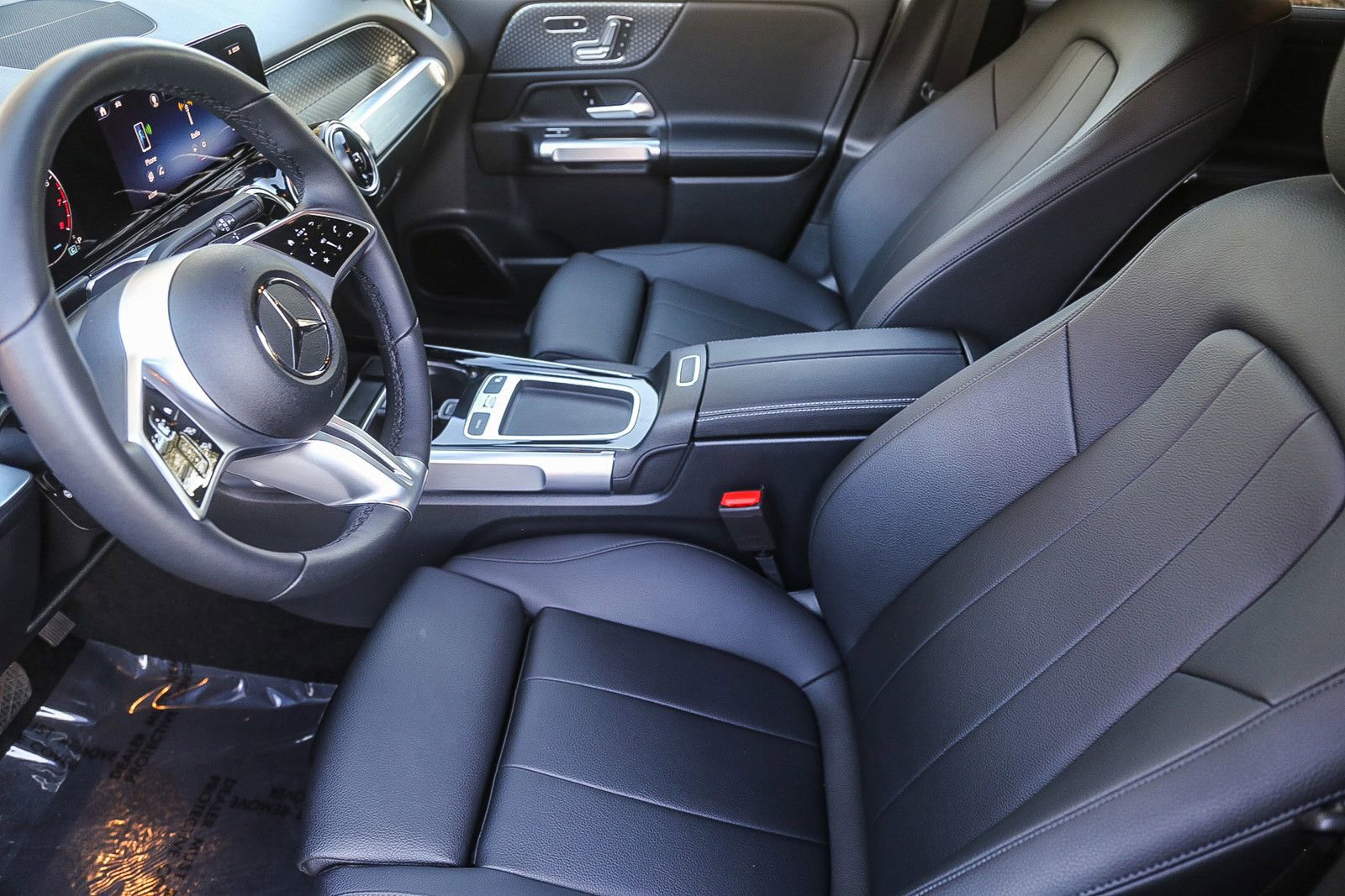 Certified 2026 Mercedes-Benz GLB 250 image 17