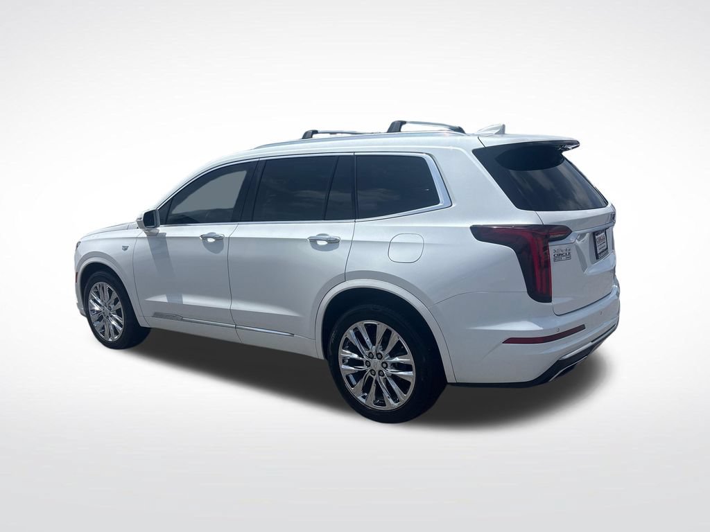 Used 2020 Cadillac XT6 Premium Luxury FWD image 4