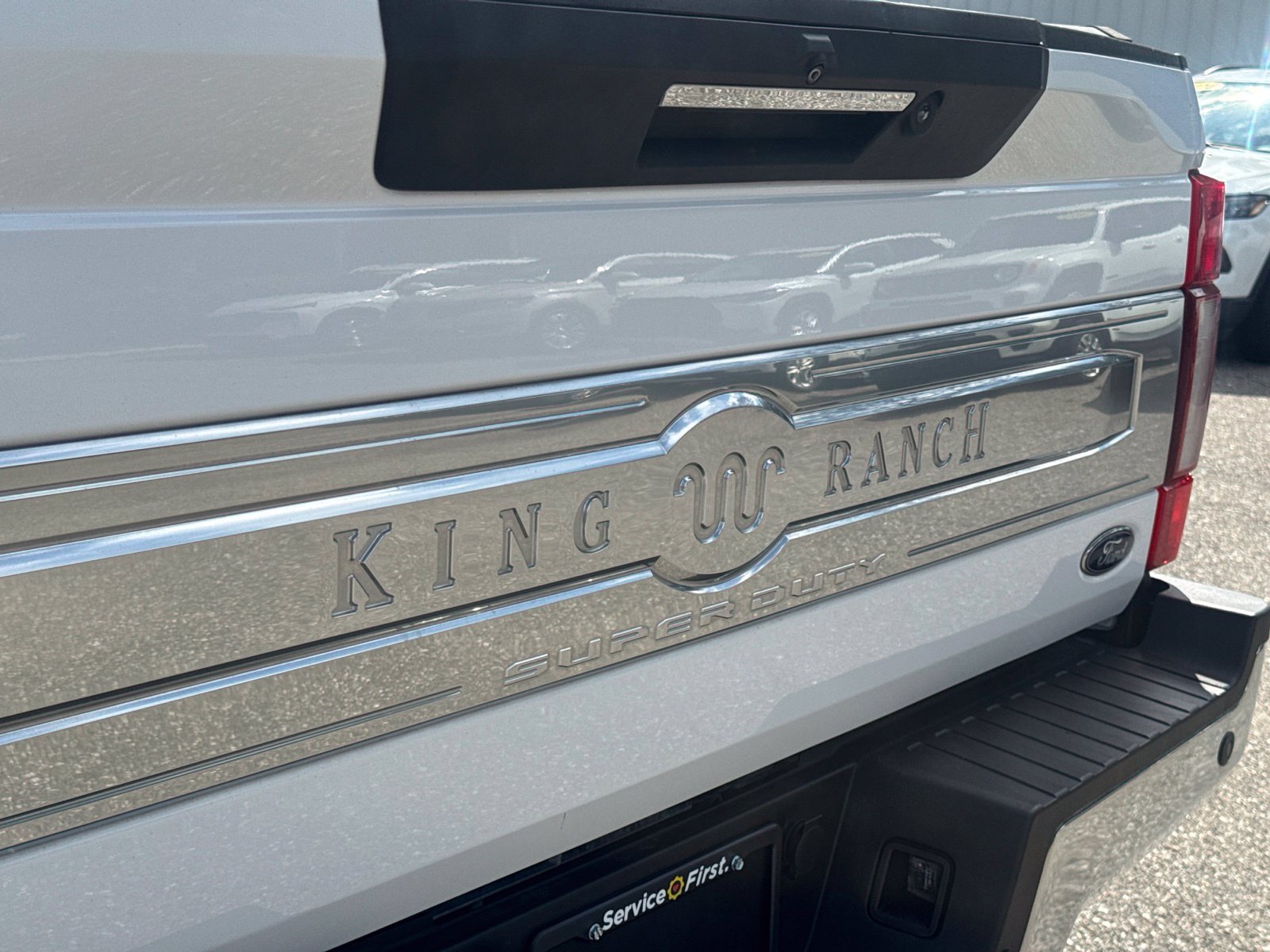 Used 2022 Ford F350 King Ranch w/ King Ranch Ultimate Package AWD/4WD image 16