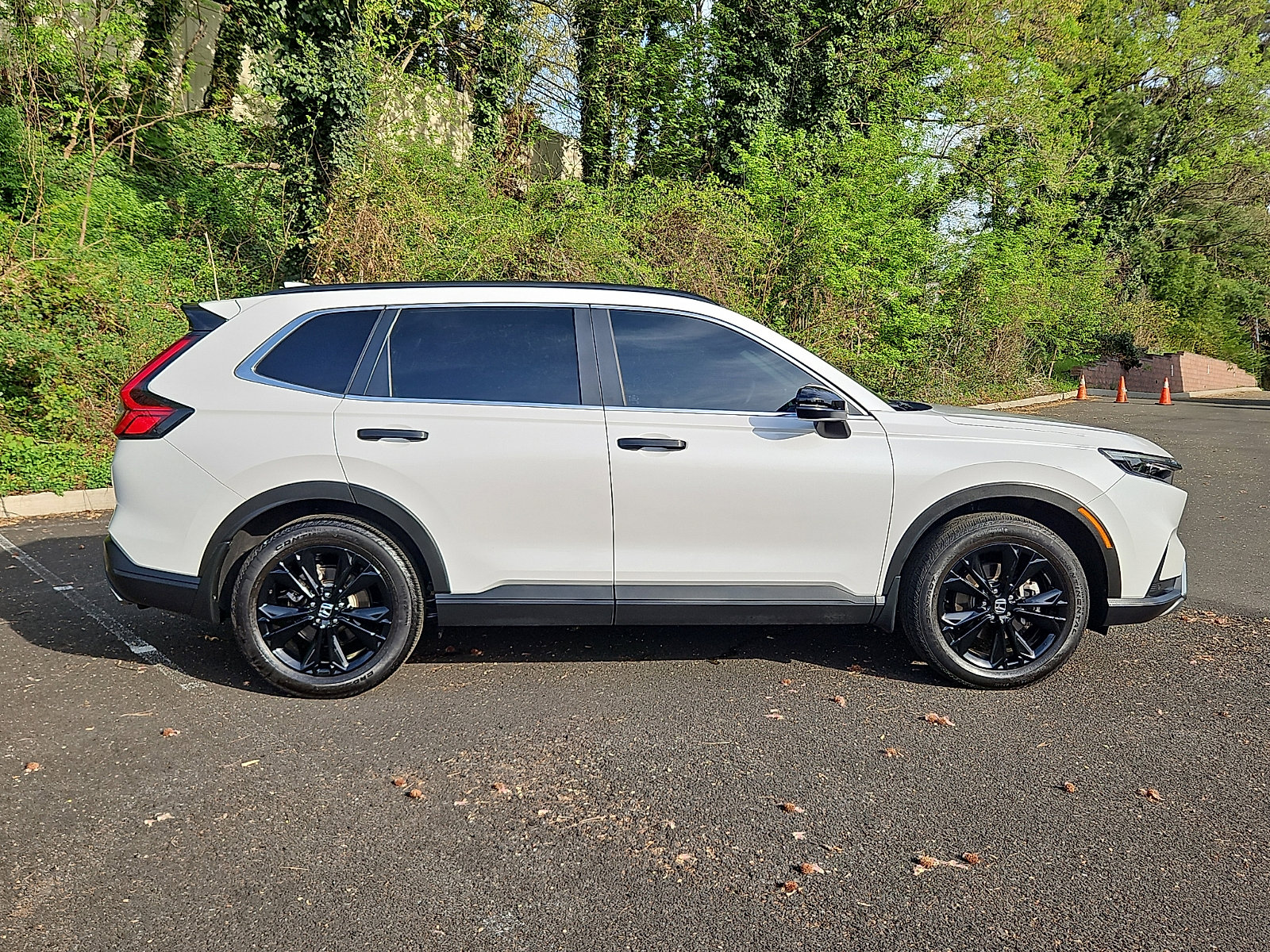 Used 2024 Honda CR-V Sport Touring image 7