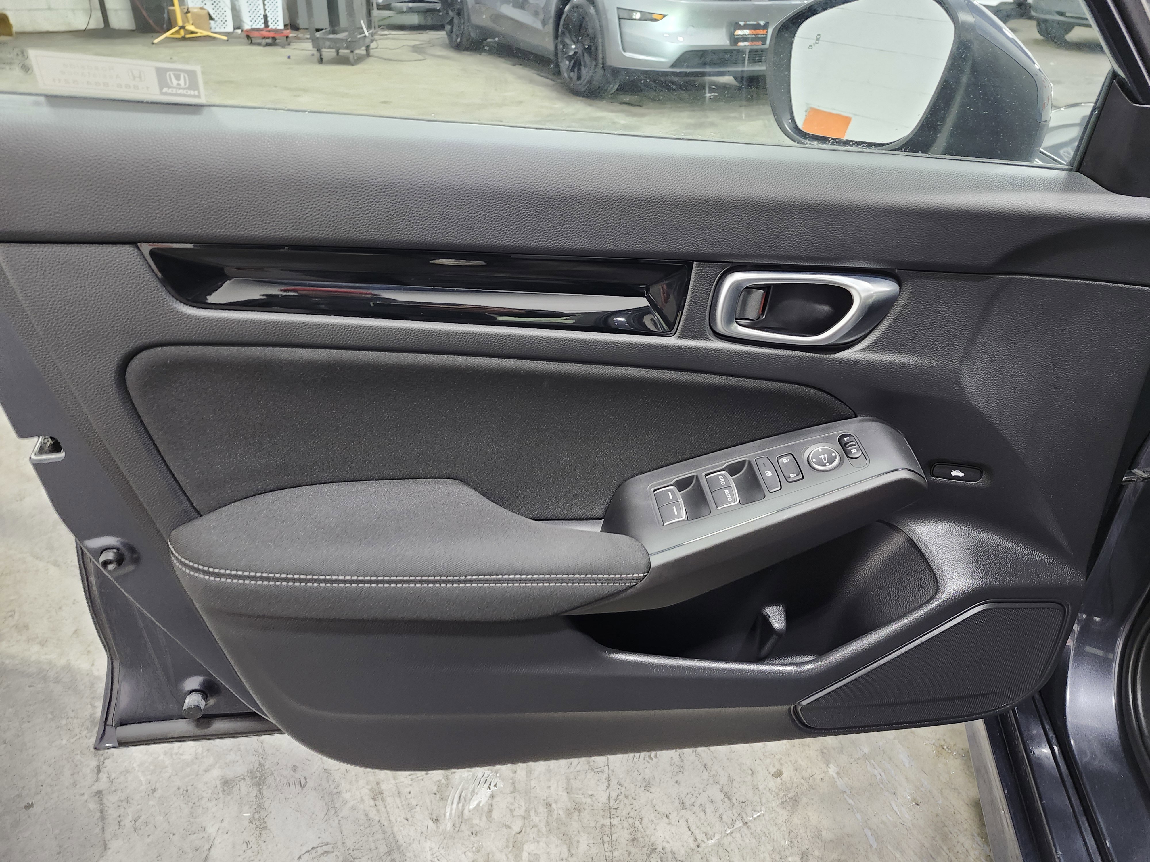 Used 2022 Honda Civic EX image 24